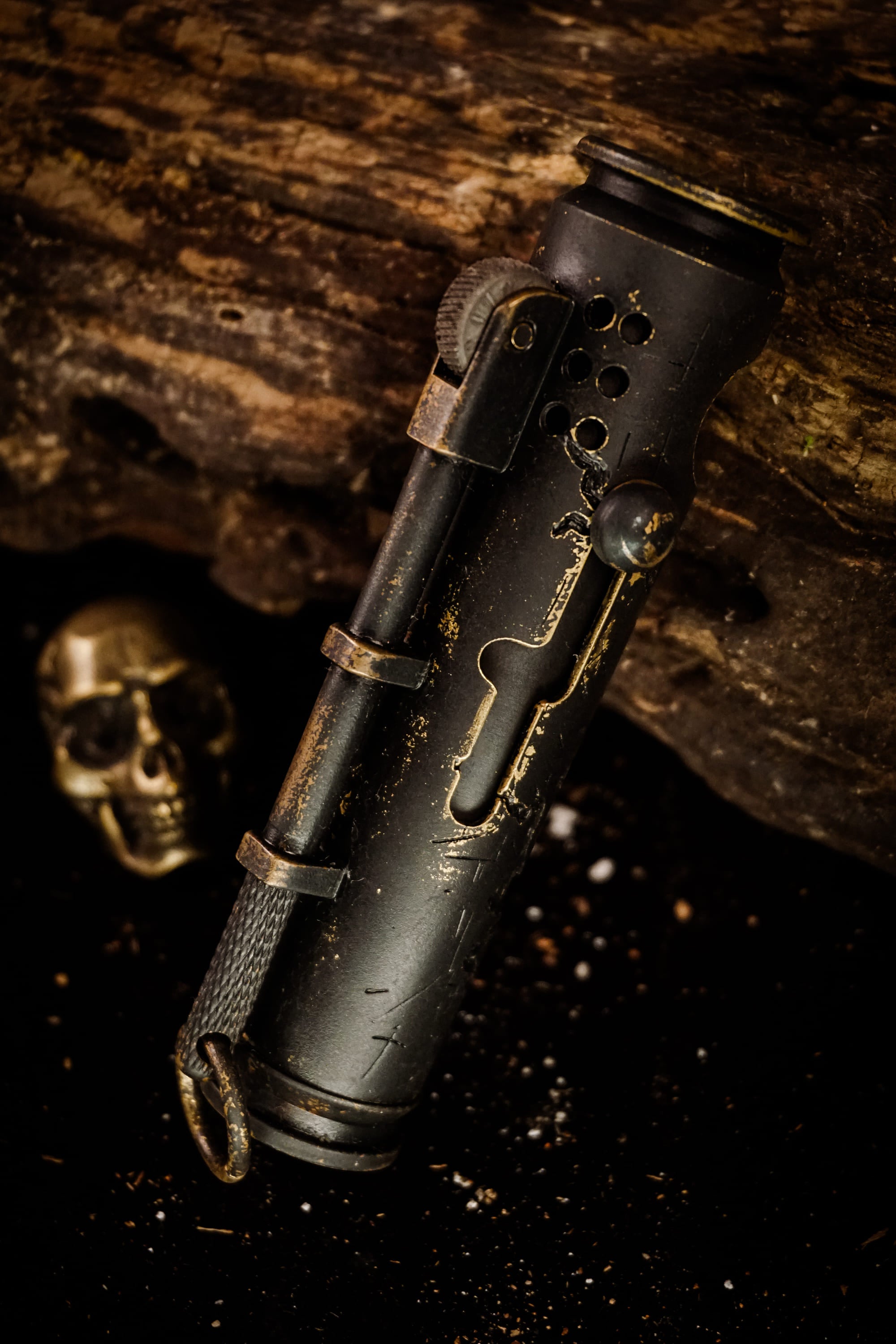 Large Battle-Worn Commemorative Edition